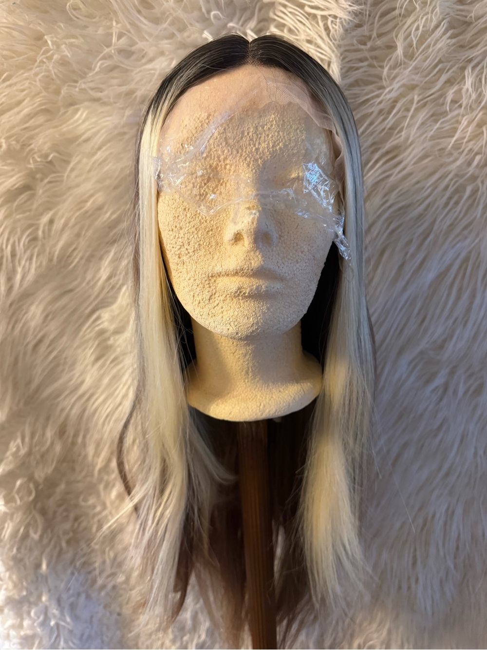 Women’s highlighted Lace Front Wig - Blonde & Dark Brown (E7)